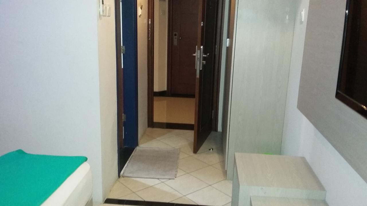 Hotel Kharisma Madiun Exterior photo